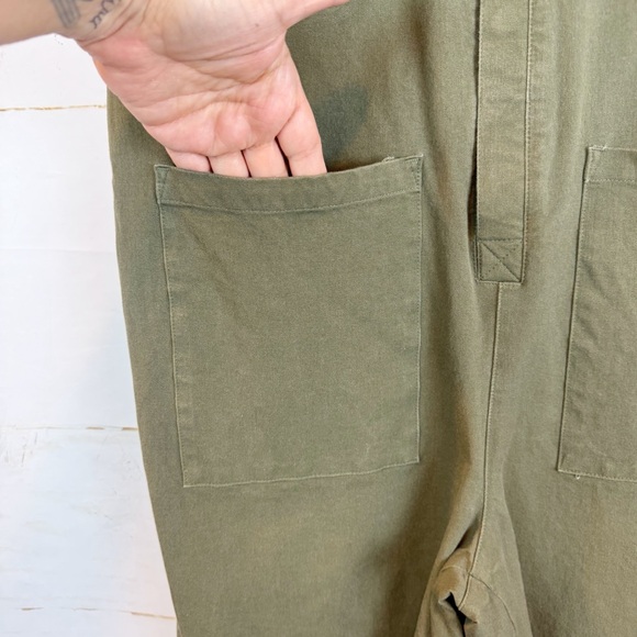 Universal Standard | Olive Green Short Sleeve Cropped Jumpsuit, XS - Picture 5 of 10